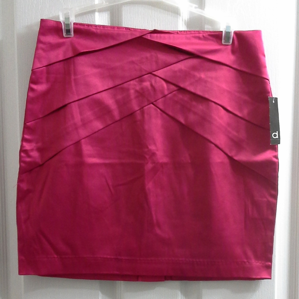 New Dynamite Mini Skirt